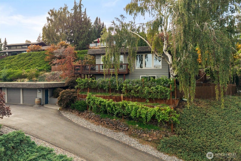2020 Overlook Drive