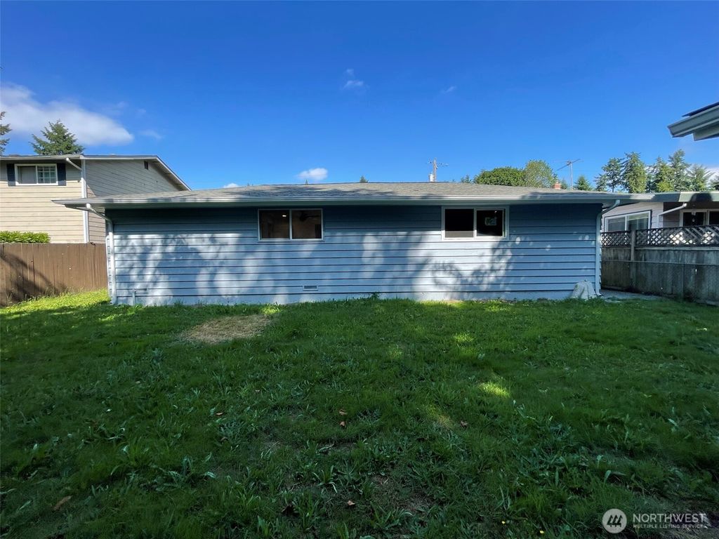 Photo of 28615 14th Avenue S, Federal Way, WA 98003 (MLS # 2478156)