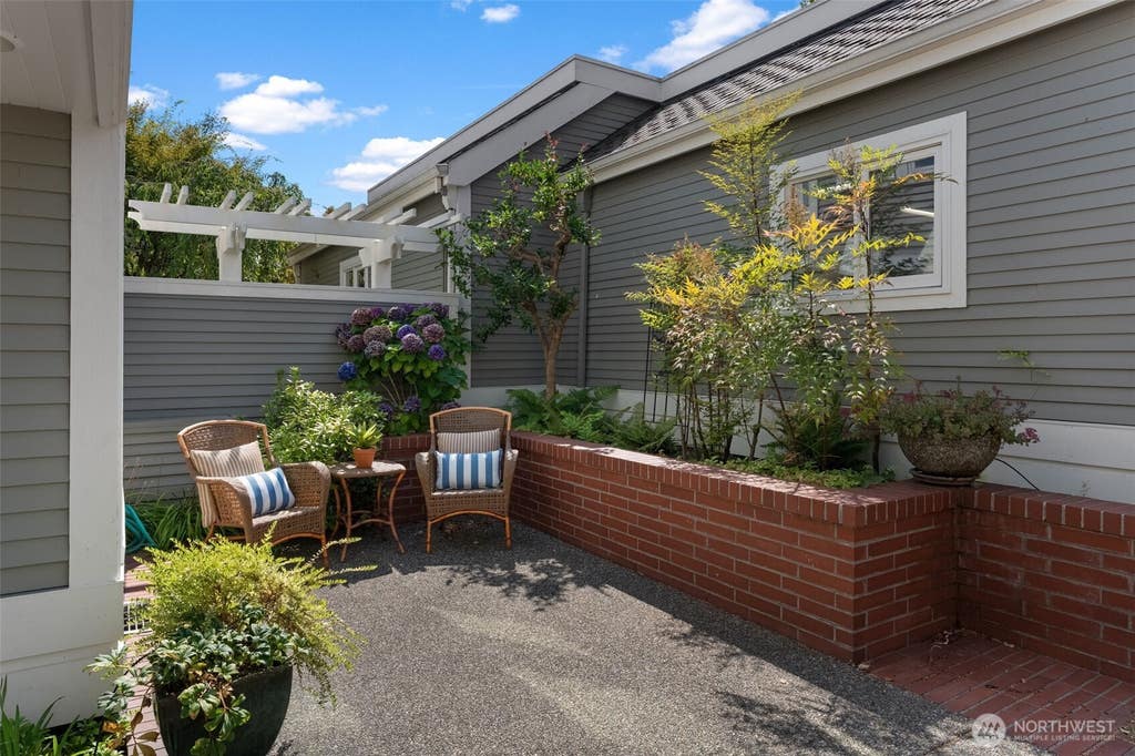 Photo of 3507 Harborview Drive DR #4, Gig Harbor, WA 98332 (MLS # 2570761)