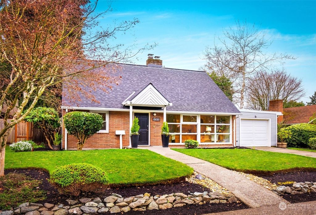 Photo of 8039 43rd Avenue NE, Seattle, WA 98115 (MLS # 2214922)