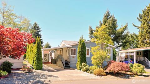 Photo of 2725 E Fir Street #57, Mount Vernon, WA 98273 (MLS # 2418258)