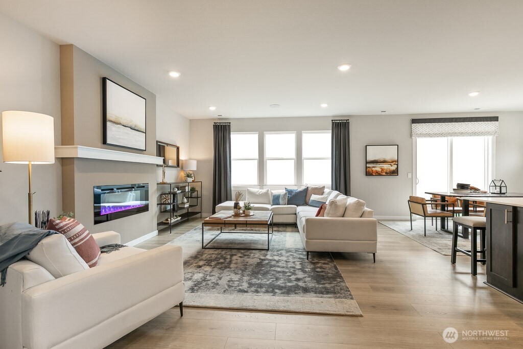 2302 Boxcar Street NE 172