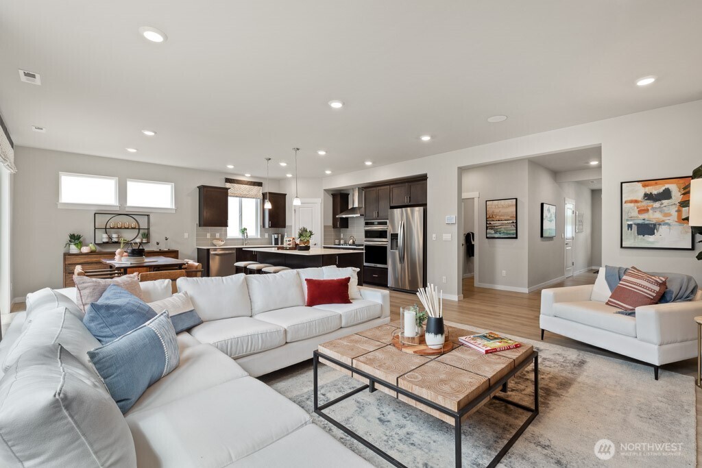 2302 Boxcar Street NE 172