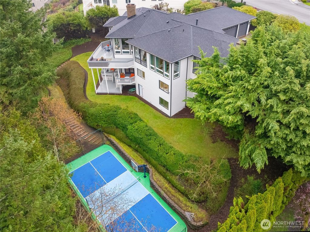 Photo of 5403 154th Avenue SE, Bellevue, WA 98006 (MLS # 2486885)