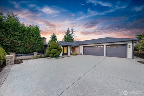 Photo of 5403 154th Avenue SE, Bellevue, WA 98006 (MLS # 2486885)