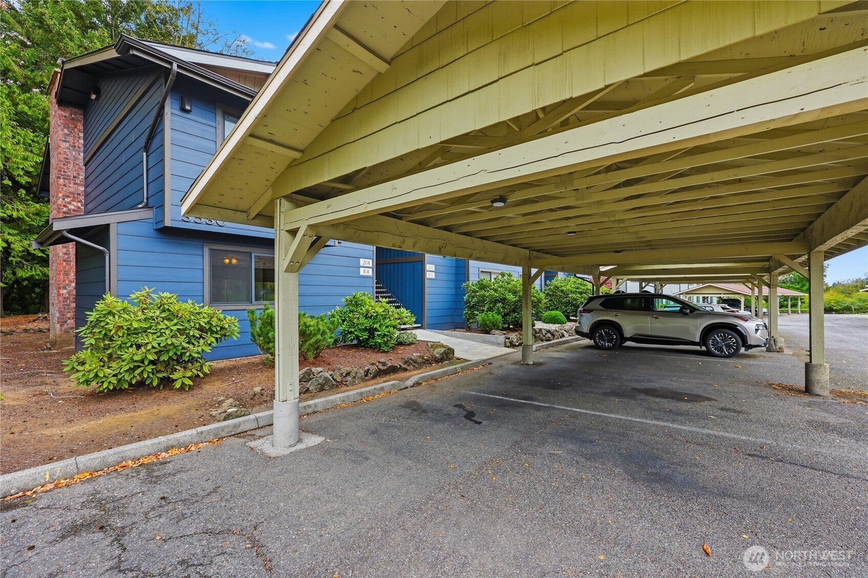 3580 Narrows View Lane NE 101