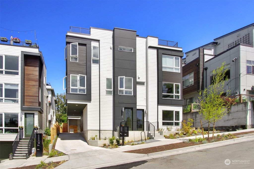 Photo of 3938 B S Pearl Street, Seattle, WA 98118 (MLS # 2254421)