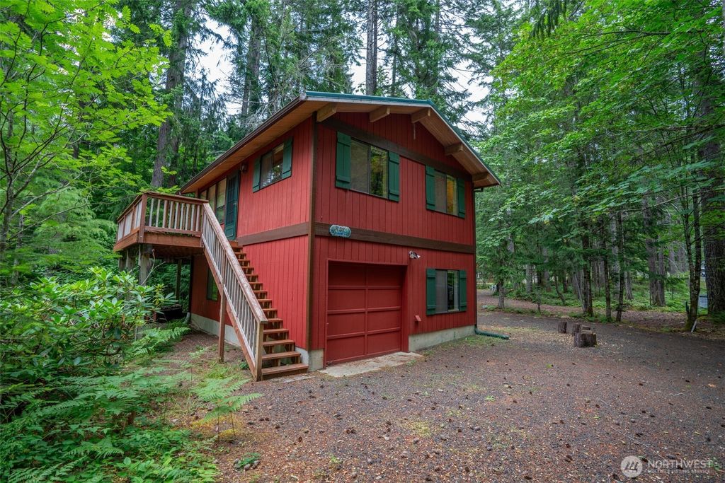 Photo of 321 N Wynoochee Drive, Hoodsport, WA 98548 (MLS # 2549502)