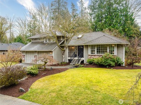 Photo of 17215 NE 132nd Place, Redmond, WA 98052 (MLS # 2488159)