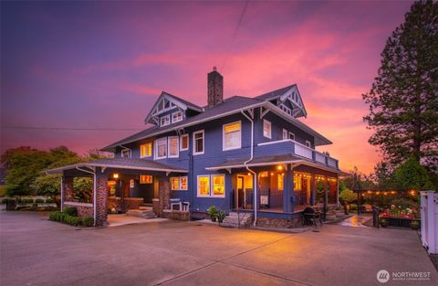 Photo of 312 Avenue D, Snohomish, WA 98290 (MLS # 2434886)