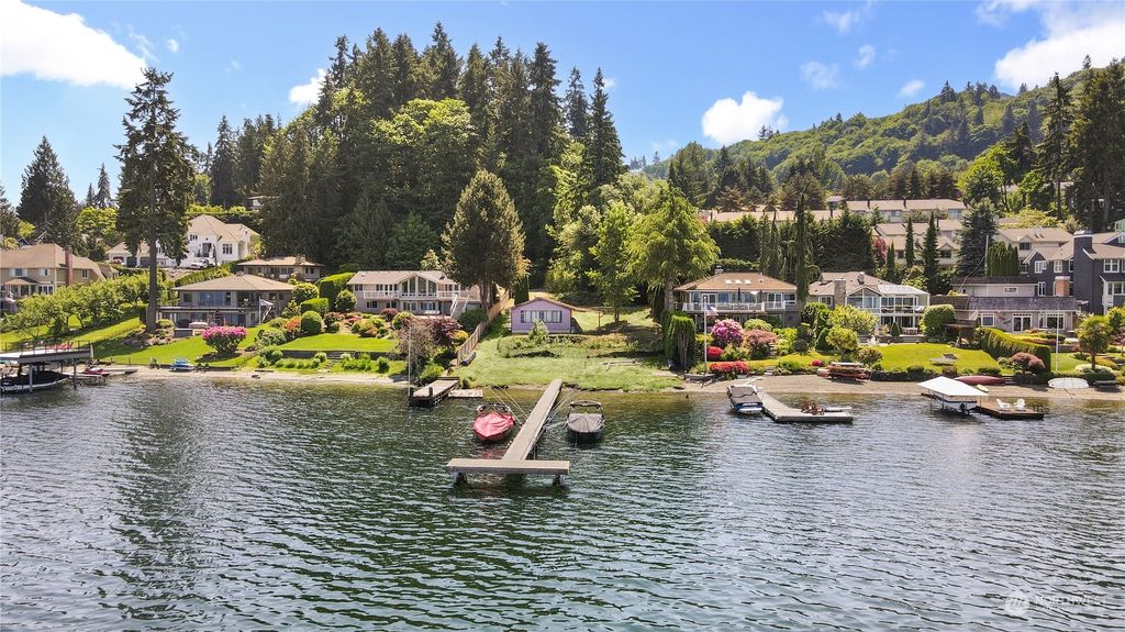 Photo of 3929 179th Lane SE, Bellevue, WA 98008 (MLS # 2073197)