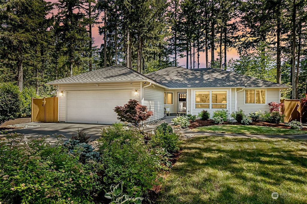 Photo of 13300 432nd Avenue SE, North Bend, WA 98045 (MLS # 2266857)