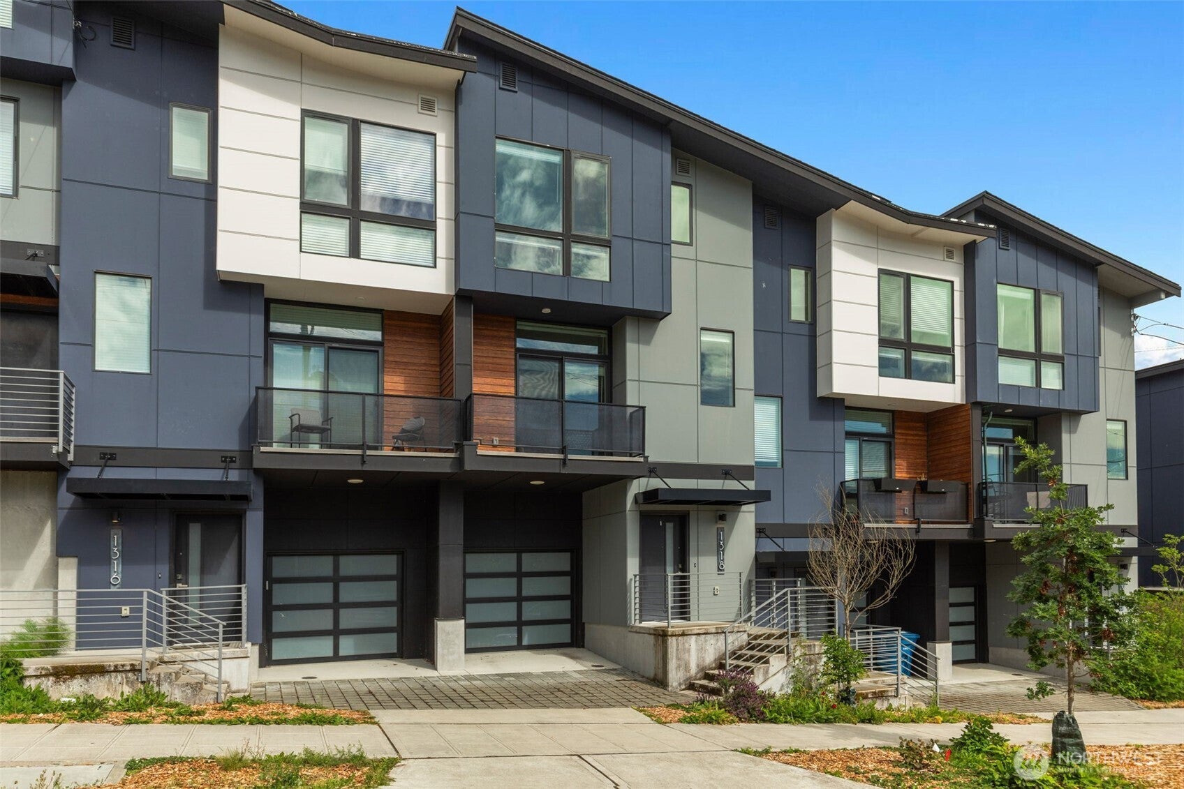 1318 Yakima Avenue S A03