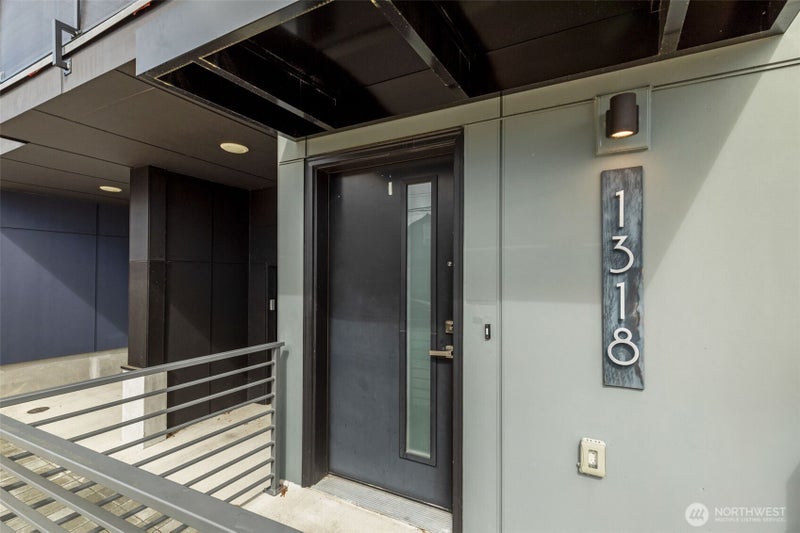 1318 Yakima Avenue S A03