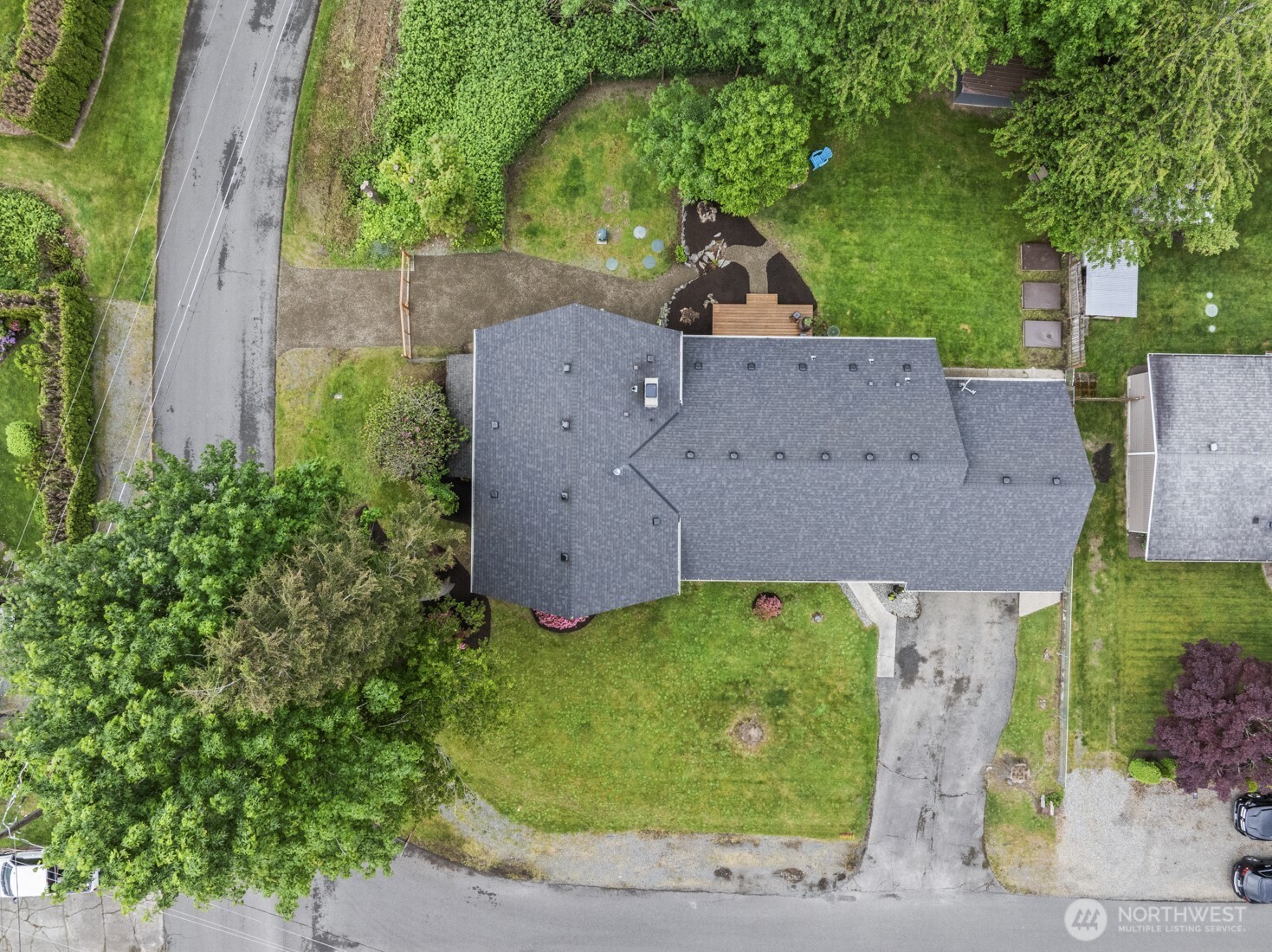 436 SE Maple Drive