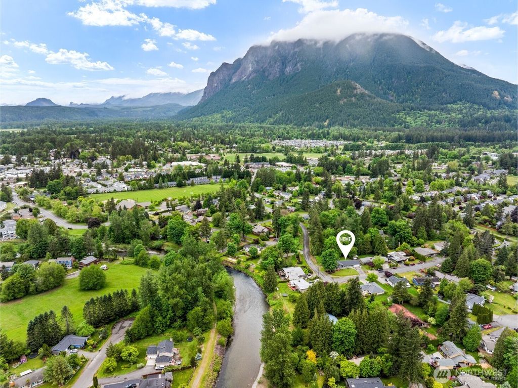 Photo of 436 SE Maple Drive, North Bend, WA 98045 (MLS # 2372443)