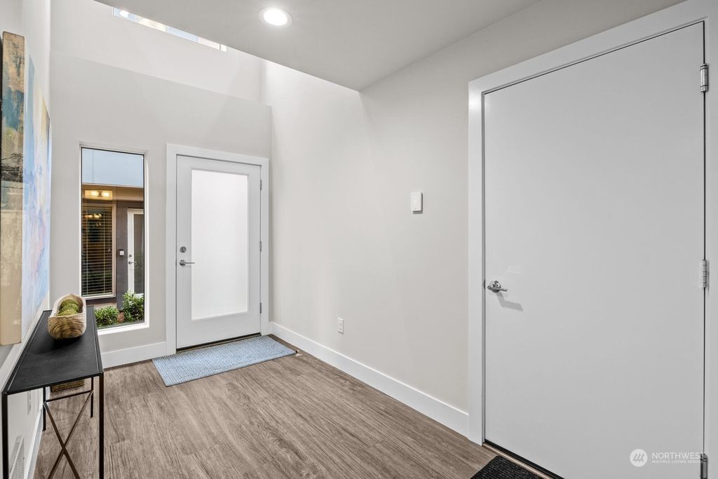 Photo of 22871 SE 5th Court, Sammamish, WA 98074 (MLS # 2302108)