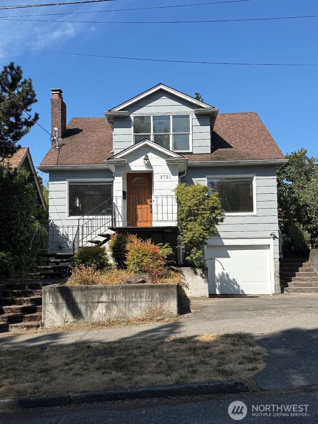 Photo of 3721 Burke Avenue N, Seattle, WA 98103 (MLS # 2414544)