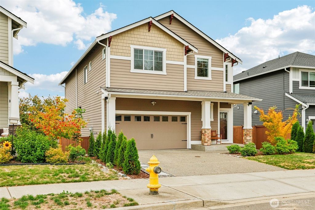 Photo of 25621 204th Place SE, Covington, WA 98042 (MLS # 2417852)
