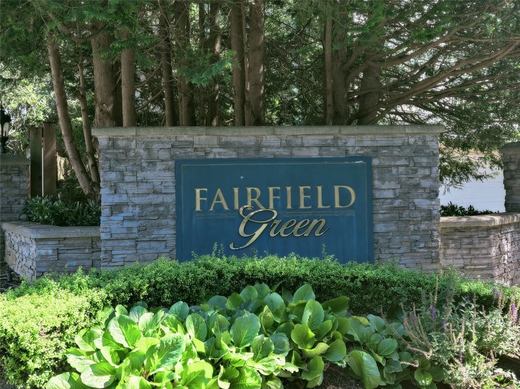 Photo of 4483 249th Terrace SE #6-3, Sammamish, WA 98029 (MLS # 2235755)