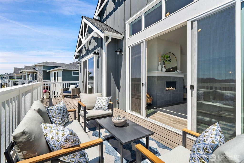 Photo of 5416 Lonicera Drive, Blaine, WA 98230 (MLS # 2541554)