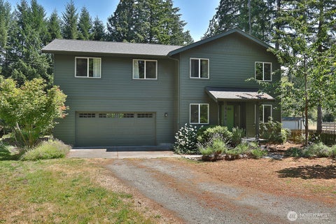 Photo of 4194 Moorland Place, Clinton, WA 98236 (MLS # 2566037)
