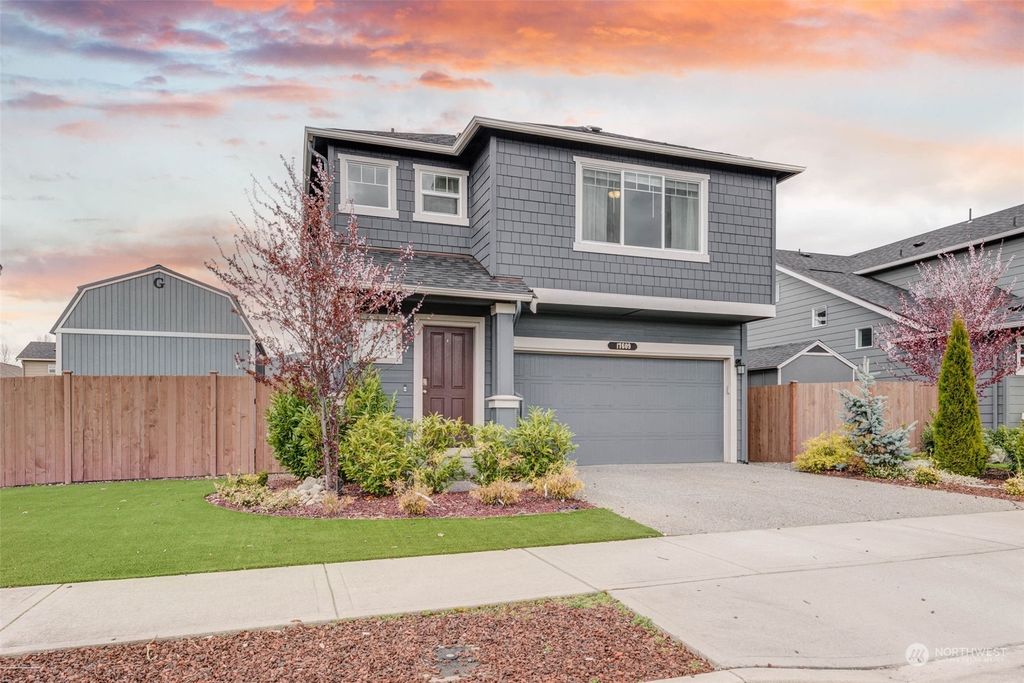 Photo of 17609 Oak Street, Granite Falls, WA 98252 (MLS # 2056055)