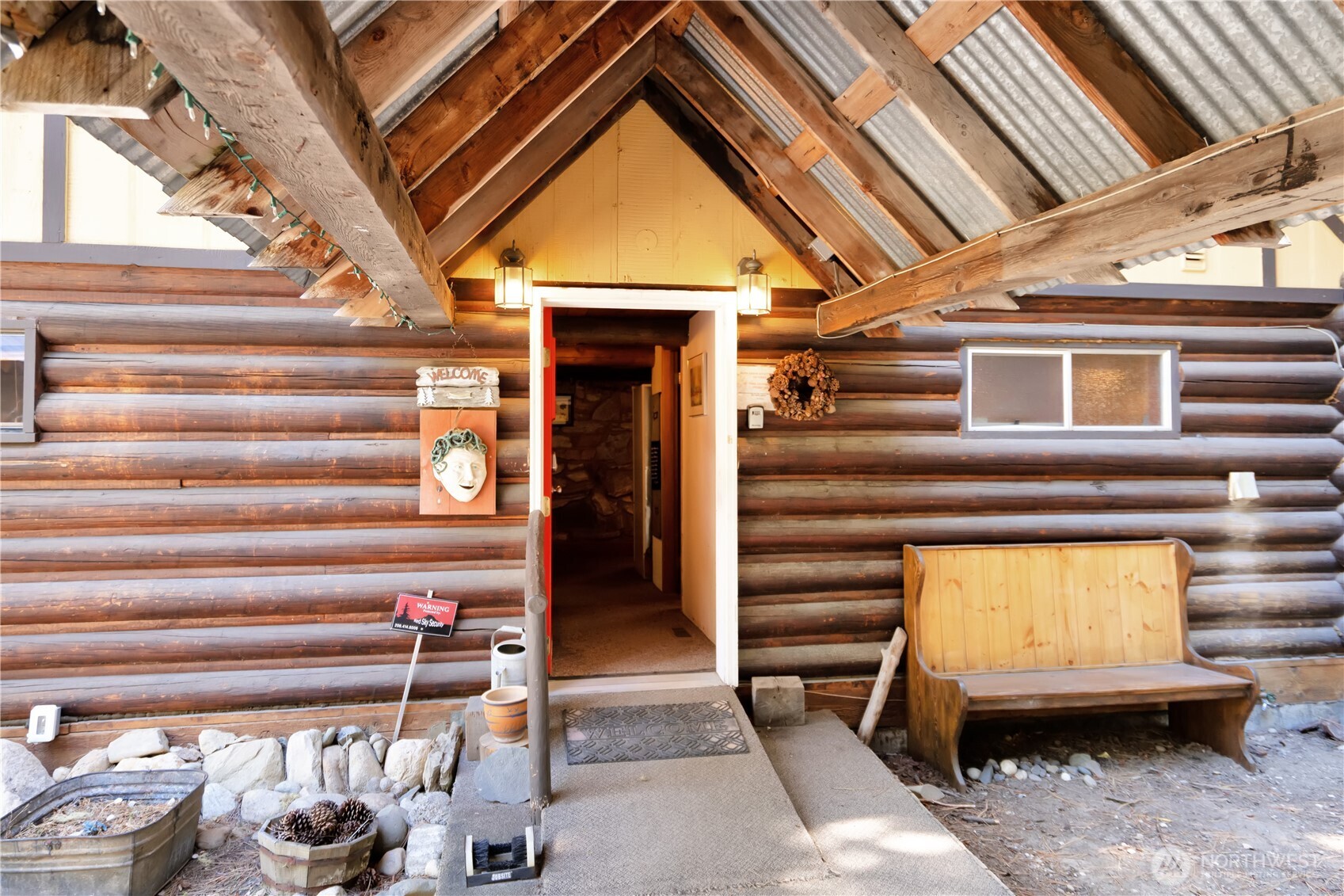 Leavenworth, Washington 98826, United States, 3 Bedrooms Bedrooms, ,2 BathroomsBathrooms,Residential,Active,79787