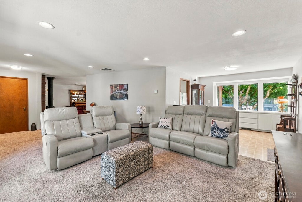 Photo of 7230 Prairie Ridge Drive NE, Olympia, WA 98516 (MLS # 2588249)