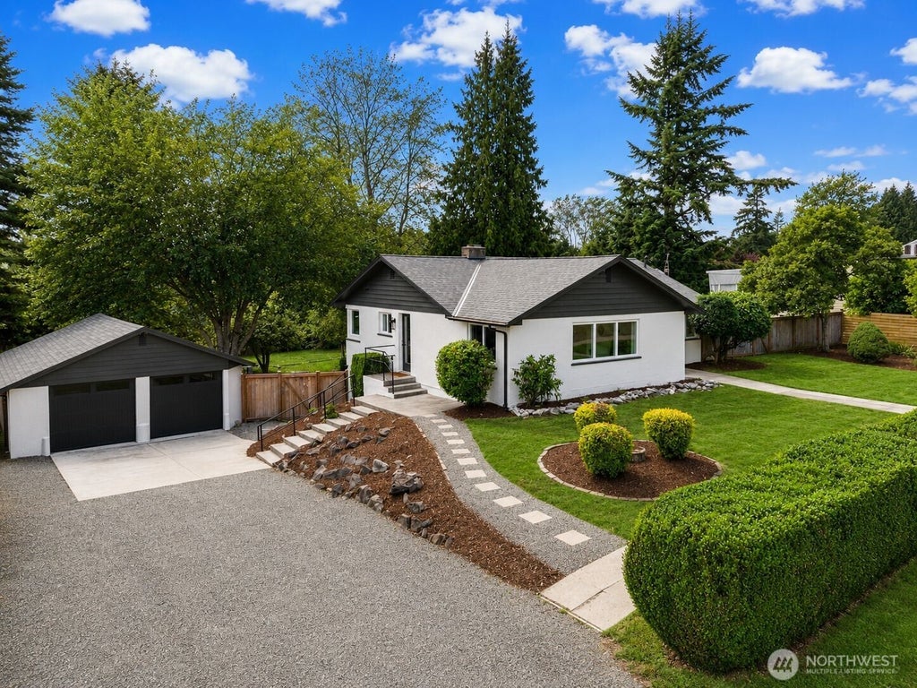 Photo of 16835 113th Avenue SE, Renton, WA 98055 (MLS # 2536365)
