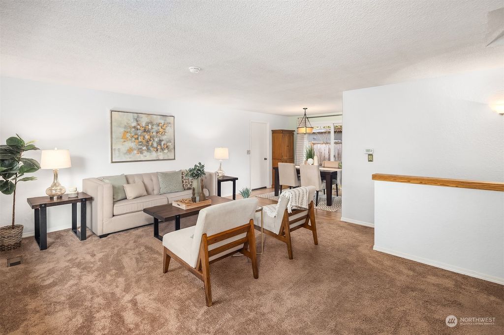Photo of 37454 38th Avenue S, Auburn, WA 98001 (MLS # 2316702)