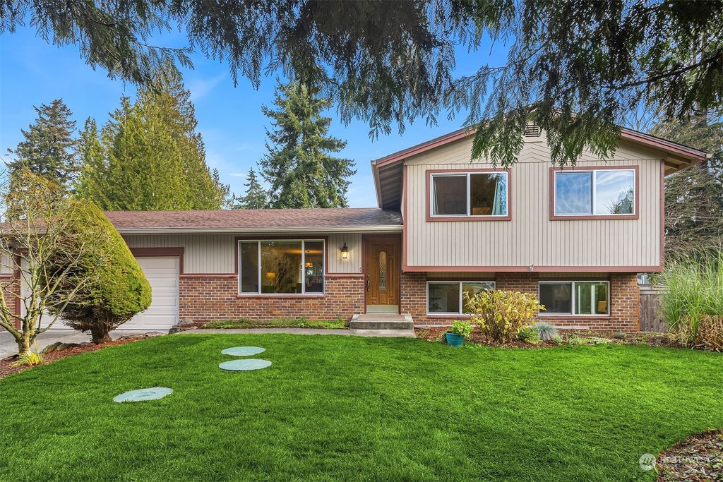 Photo of 37454 38th Avenue S, Auburn, WA 98001 (MLS # 2316702)