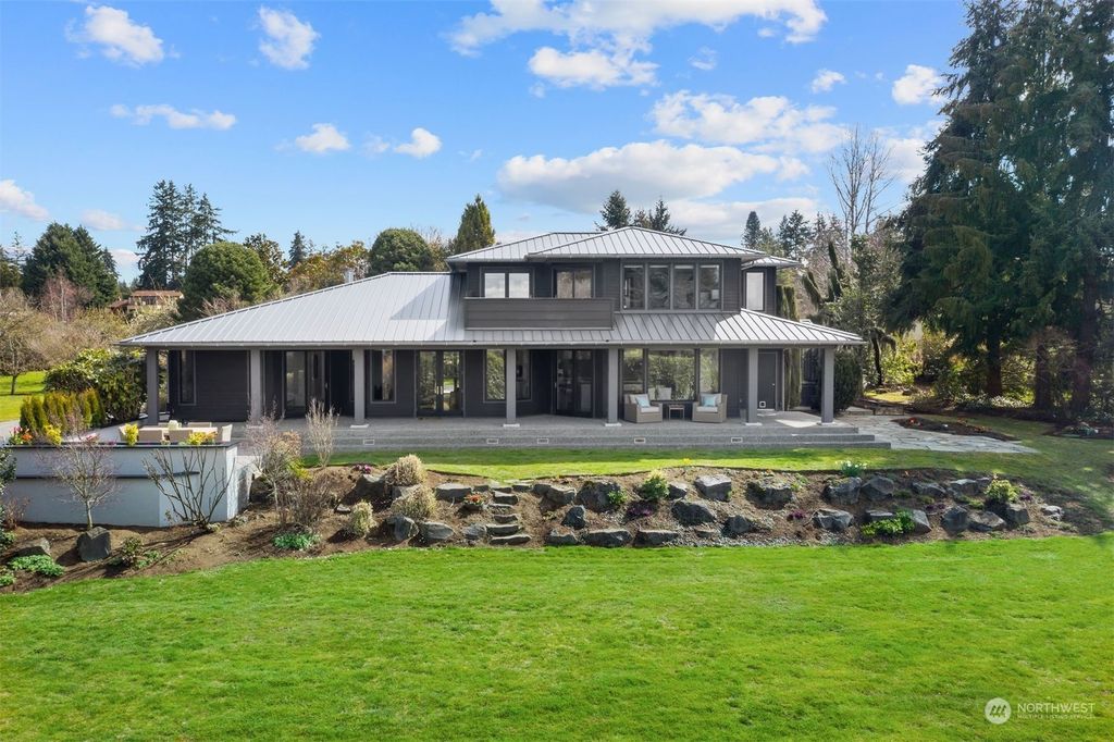 Photo of 16423 NE 148th Place, Woodinville, WA 98072 (MLS # 2051198)