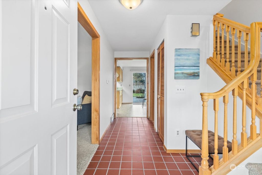 Photo of 19322 73rd Place W, Lynnwood, WA 98036 (MLS # 2202727)