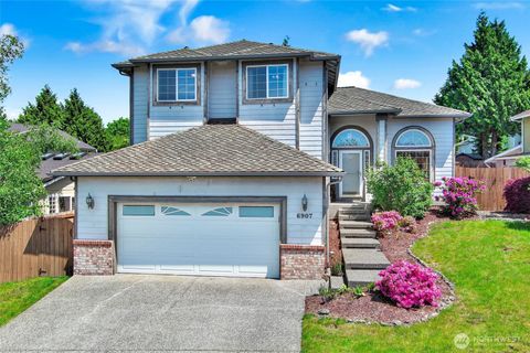 Photo of 6907 75th Drive NE, Marysville, WA 98270 (MLS # 2531831)