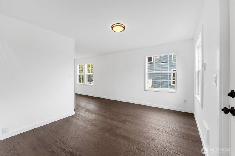 2928 Nassau Street