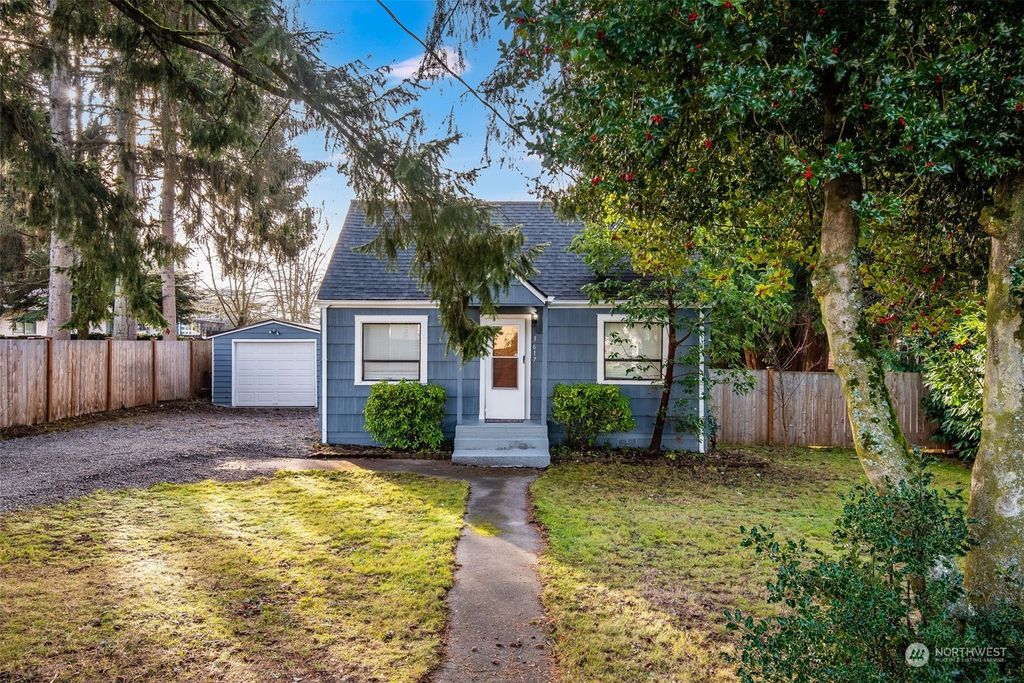 Photo of 3617 NE 12th Street, Renton, WA 98056 (MLS # 2316157)