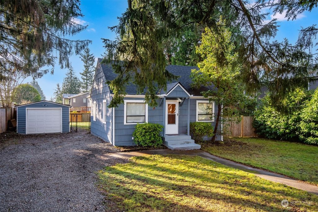 Photo of 3617 NE 12th Street, Renton, WA 98056 (MLS # 2316157)