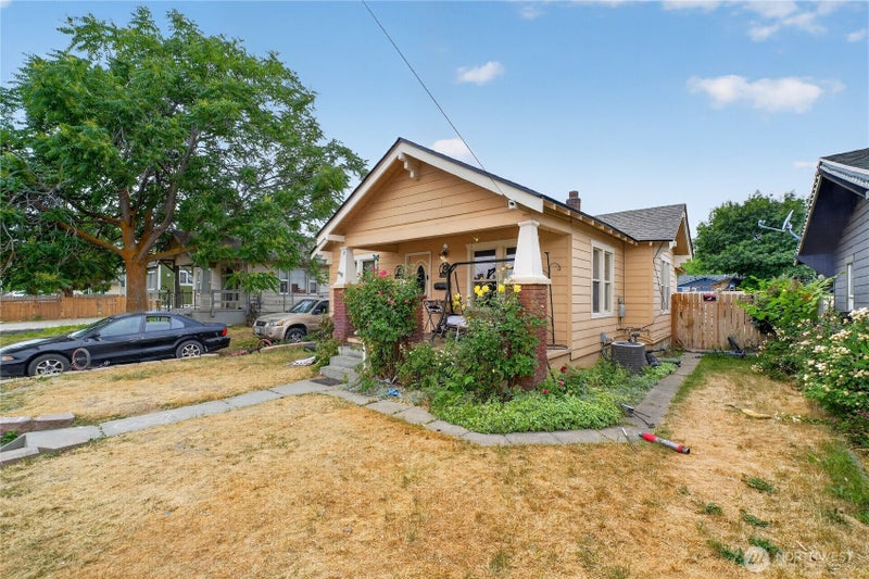 1002 Methow Street