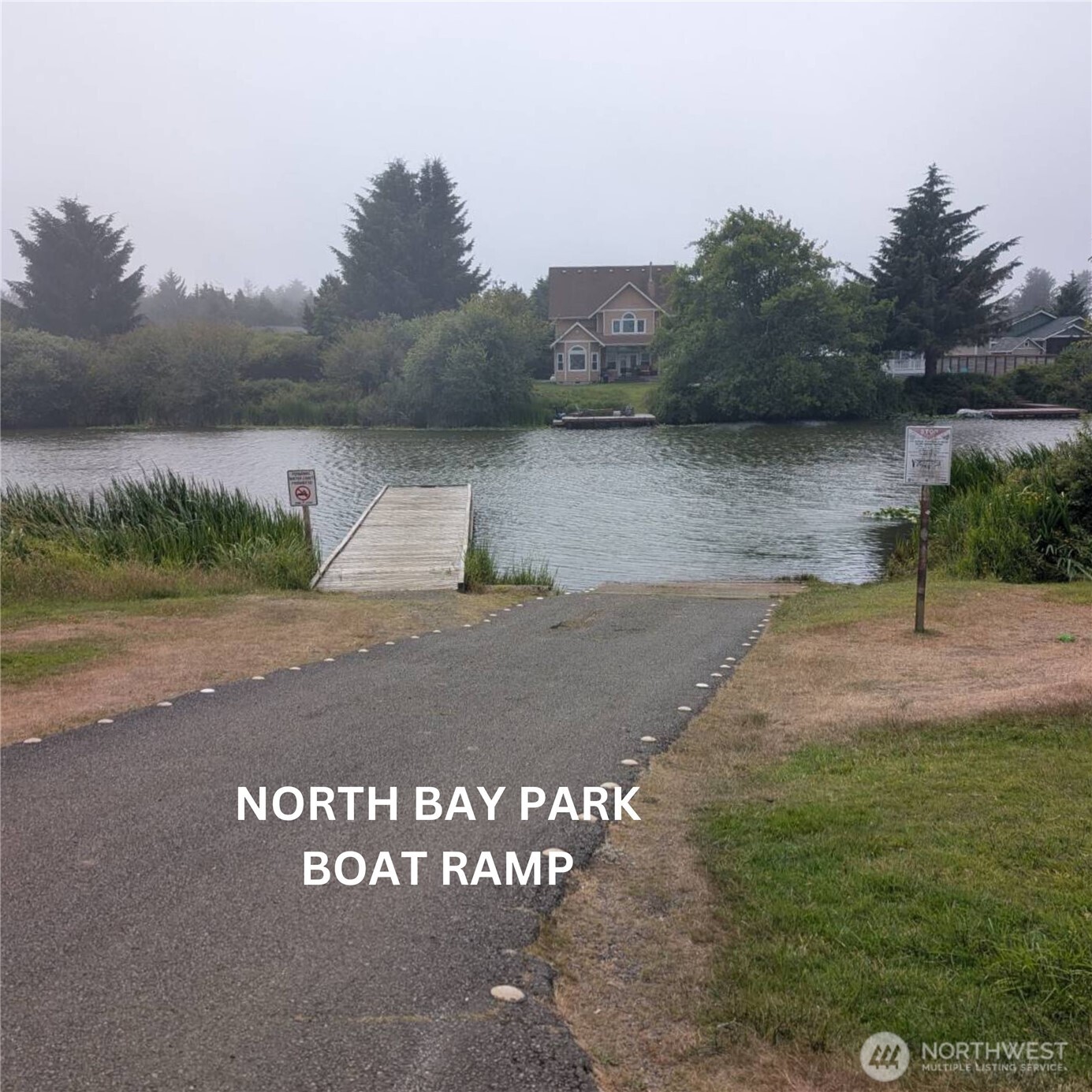 413 Lake View Loop NE