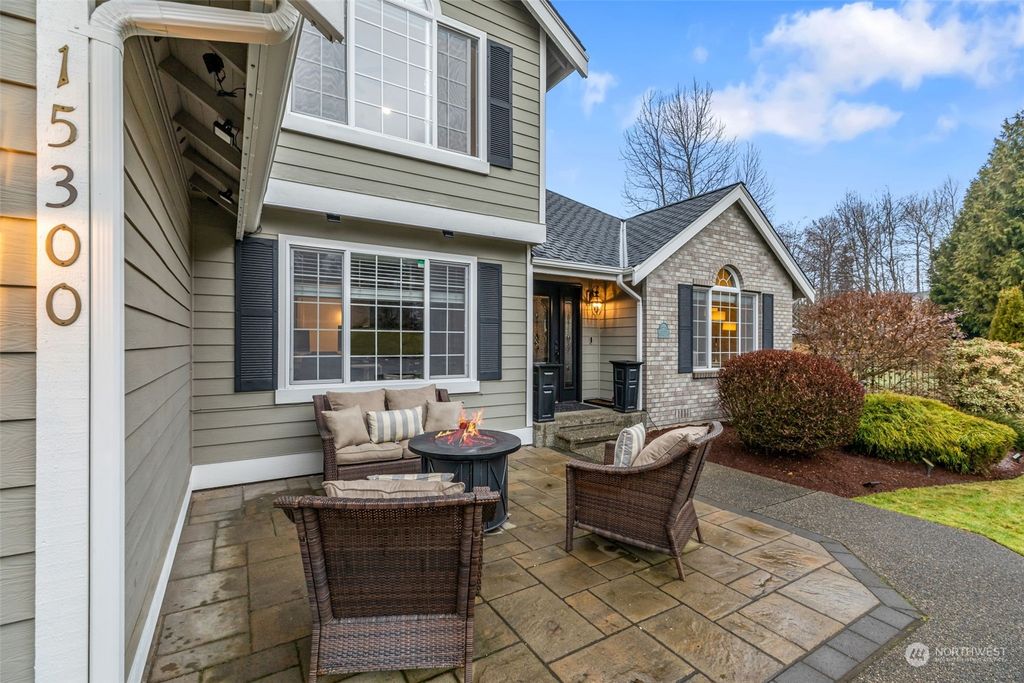 Photo of 15300 SE 133rd Court, Renton, WA 98059 (MLS # 2023460)