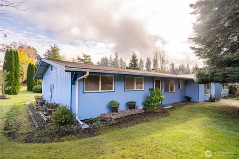 Photo of 504 S 6th Street, McCleary, WA 98557 (MLS # 2456079)