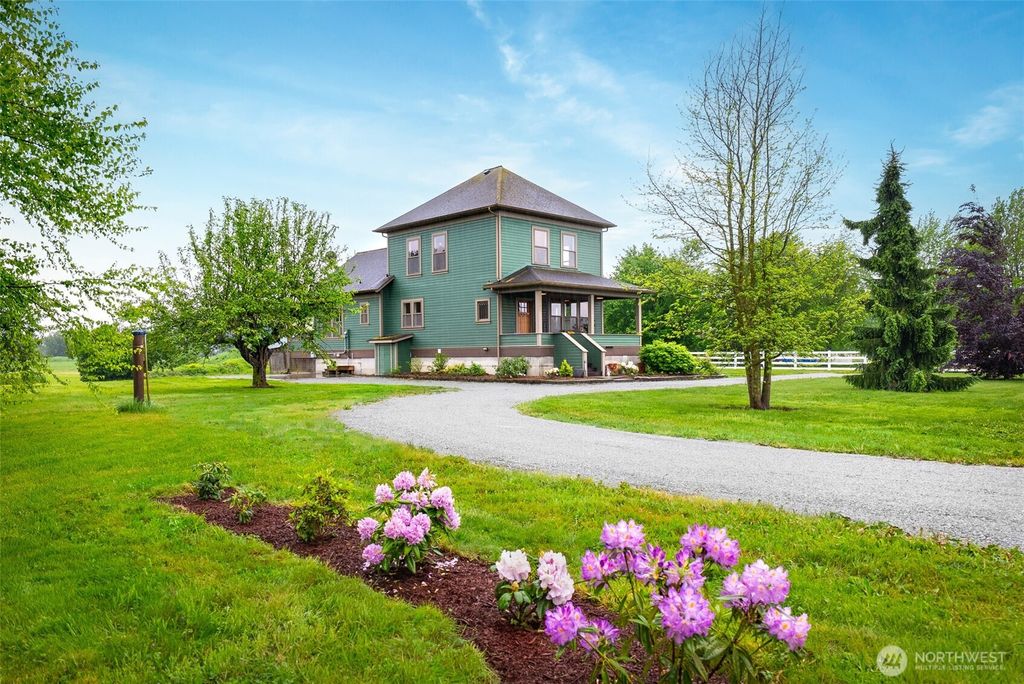 Photo of 2304 Norman Road, Stanwood, WA 98292 (MLS # 2522674)
