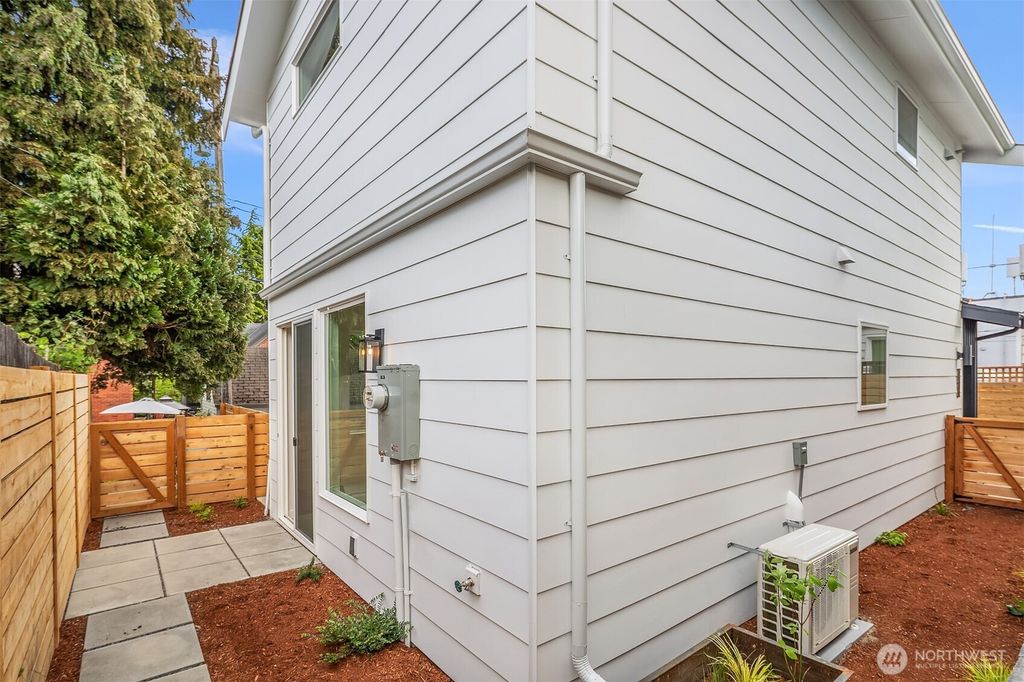 listing image 9363294583031539839