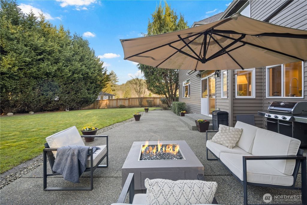 Photo of 5310 NE 24th Court, Renton, WA 98059 (MLS # 2481825)