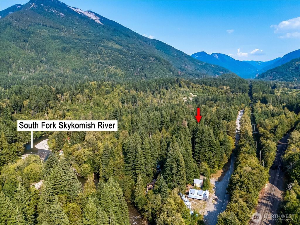 Photo of 75601 NE 122nd, Skykomish, WA 98288 (MLS # 2457053)