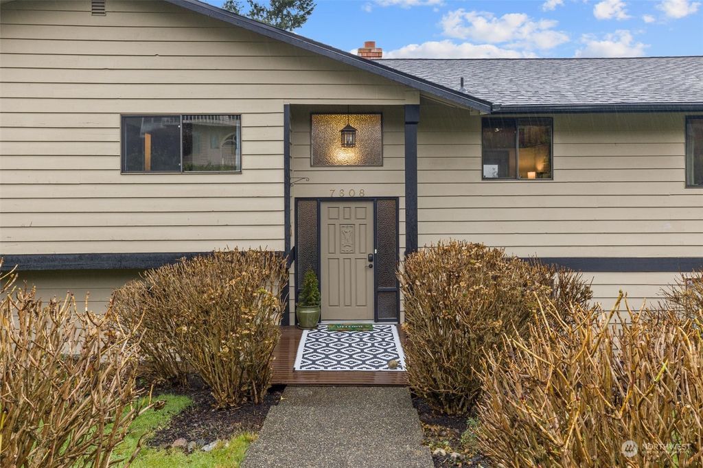 Photo of 7608 46th Place W, Mukilteo, WA 98275 (MLS # 2189736)