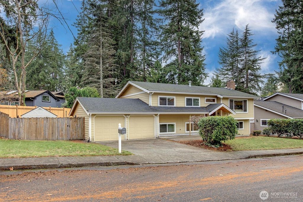 Photo of 15035 NE 16th Street, Bellevue, WA 98007 (MLS # 2456080)