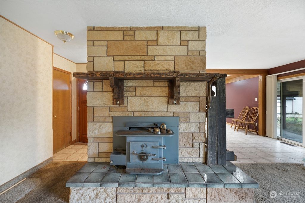 listing image 9365183464553693870