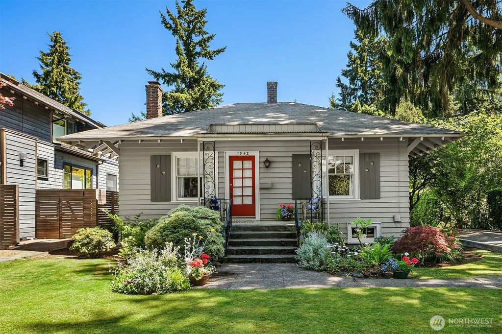 Photo of 1952 26th Avenue E, Seattle, WA 98112 (MLS # 2407806)